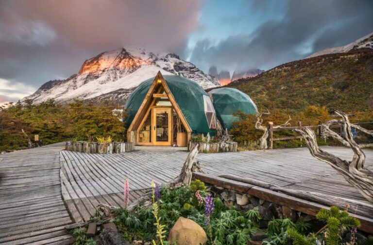 Best Eco Hotels for Retreats: A Guide to Authentic Sustainable Venues