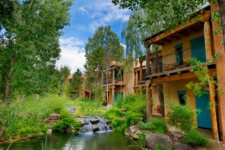 Best Eco Hotels United States: A Professional Guide to Sustainable Hospitality