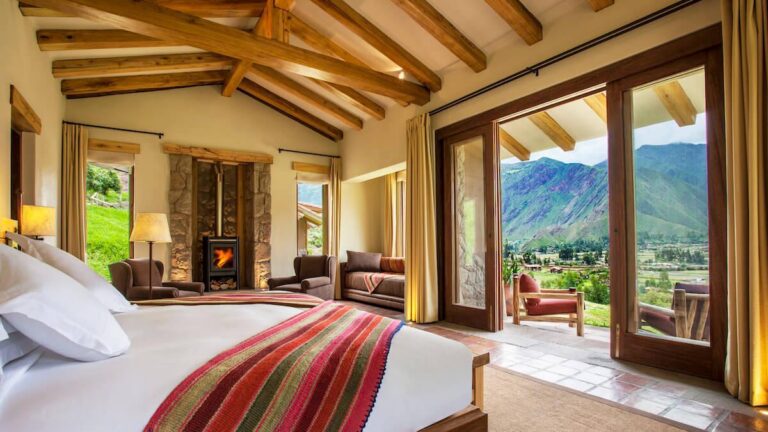 Luxury Eco Hotels USA: A Professional Guide to Sustainable Hospitality